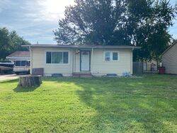 Pre-foreclosure in  N Walnut St Goddard, KS 67052
