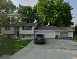 Pre-foreclosure in  4th St Correctionville, IA 51016