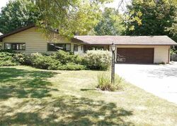Pre-foreclosure in  Rodeo Rd Davenport, IA 52806