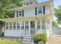Pre-foreclosure in  E State St Mason City, IA 50401