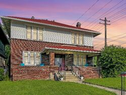 Pre-foreclosure in  N New Jersey St Indianapolis, IN 46205