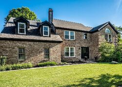 Pre-foreclosure in  Echo Grove Ln Indianapolis, IN 46236