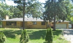 Pre-foreclosure in  W 109TH ST Worth, IL 60482