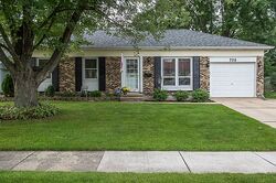 Pre-foreclosure in  Hayward Ave Streamwood, IL 60107