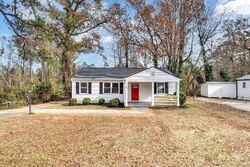 Pre-foreclosure in  BAILEY DR Newnan, GA 30263