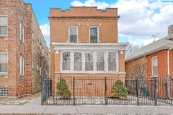 Pre-foreclosure in  S Eberhart Ave Chicago, IL 60637