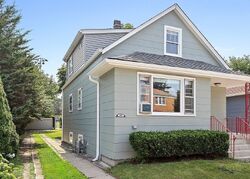 Pre-foreclosure in  28th Pl Berwyn, IL 60402
