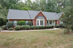 Pre-foreclosure in  Woodside Dr Stockbridge, GA 30281