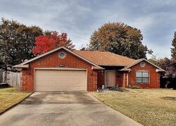 Pre-foreclosure in  Broken Hill Dr Van Buren, AR 72956