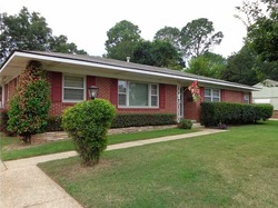 Pre-foreclosure in  MONTROSE AVE Montgomery, AL 36109