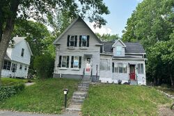 Pre-foreclosure in  Conant St Gardner, MA 01440