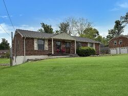 Pre-foreclosure in  Stafford Dr Nashville, TN 37214