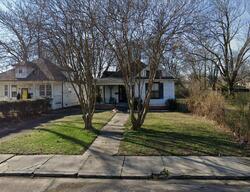 Pre-foreclosure in  Snowden Ave Memphis, TN 38107