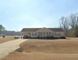 Hatteras Trl, Red Springs NC
