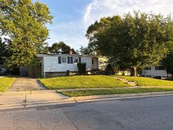 Pre-foreclosure in  Flagtree Ln Pikesville, MD 21208