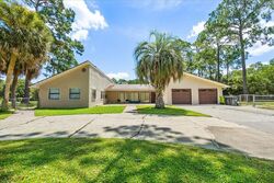 Pre-foreclosure in  Oelsnor Dr Fernandina Beach, FL 32034