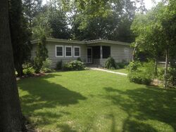  River Dr, Appleton WI