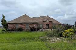 Pre-foreclosure in  Maverick Dr Iowa, LA 70647