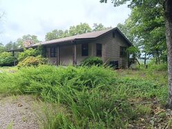 Pre-foreclosure in  County Road 123 Oakland, AR 72661