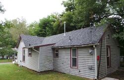 Pre-foreclosure in  E LAUREL ST Joplin, MO 64801