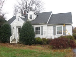 Pre-foreclosure in  JEFFERSON ST Montross, VA 22520
