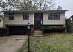 Pre-foreclosure in  SAN MATEO DR Belleville, IL 62221