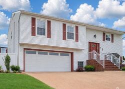 Pre-foreclosure in  JAY CT Hazlet, NJ 07730