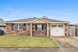 Pre-foreclosure in  BLOSSOM CT Westwego, LA 70094