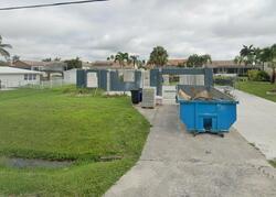 Pre-foreclosure in  PARK RD Fort Myers, FL 33908