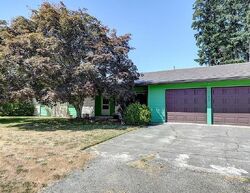 Pre-foreclosure in  43RD STREET CT E Puyallup, WA 98372