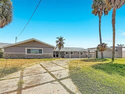 Pre-foreclosure in  11th Ave S Saint Petersburg, FL 33707