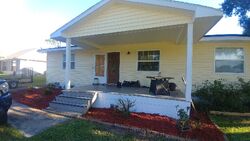 Pre-foreclosure in  Breakwater Ter Sebastian, FL 32958