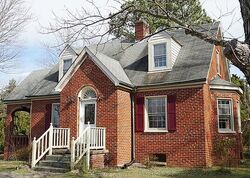 Pre-foreclosure in  L P Bailey Memorial Hwy Nathalie, VA 24577