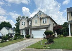 Pre-foreclosure in  Park Lane Cir Newnan, GA 30265