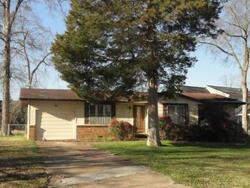 Pre-foreclosure in  DOLORES DR Hixson, TN 37343