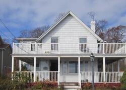 Pre-foreclosure in  SHORE DR Branford, CT 06405