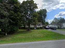 Pre-foreclosure in  Two Rod Rd Alden, NY 14004