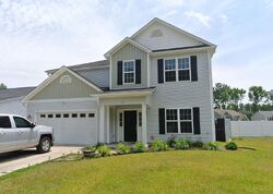 Pre-foreclosure in  Station House Rd New Bern, NC 28562