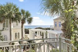 Pre-foreclosure in  Jasmine Cir Santa Rosa Beach, FL 32459