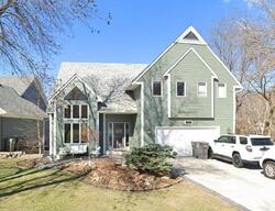 Pre-foreclosure in  Marsh Ridge Ct Eden Prairie, MN 55346