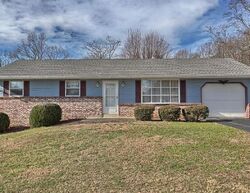 Pre-foreclosure in  Debbie Ln Pequea, PA 17565