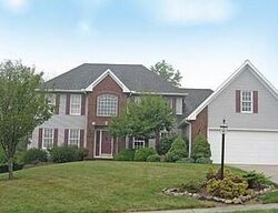 Pre-foreclosure in  Willow Lake Dr North Royalton, OH 44133