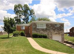 Pre-foreclosure in  Eileen Dr Pittsburgh, PA 15227