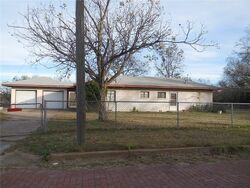 Pre-foreclosure in  Desdemona Blvd Ranger, TX 76470