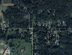 Pre-foreclosure in  Lewis Seifert Rd Hubbard, OH 44425