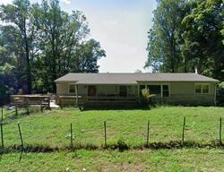 Pre-foreclosure in  Bossler Rd Elizabethtown, PA 17022