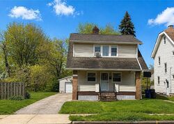 Pre-foreclosure in  Upton Ave Cleveland, OH 44110