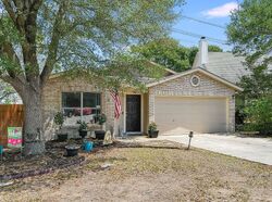 Pre-foreclosure in  Stradford Pl San Antonio, TX 78217