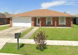 Pre-foreclosure in  E Rockton Cir New Orleans, LA 70127