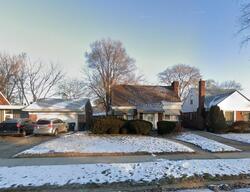 Pre-foreclosure in  Collingham Dr Detroit, MI 48205